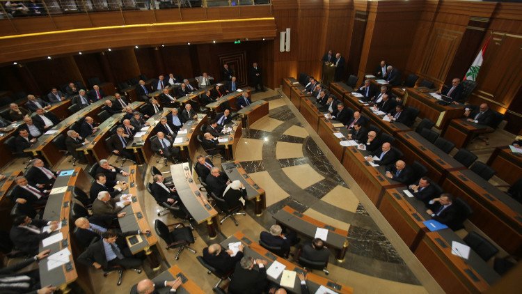 لبنان يلغي مادة قانونية تعفي المغتصب من العقاب