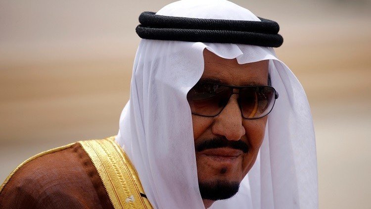 بالصور.. الملك سلمان في شوارع موسكو