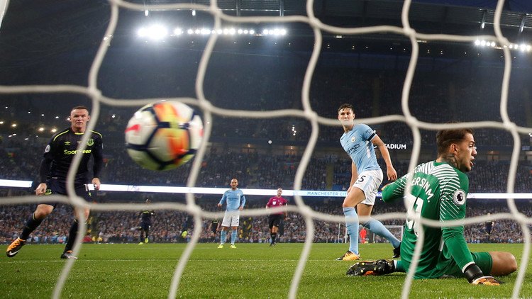 بالفيديو.. هدف "الفتى الذهبي" في شباك مانشستر سيتي
