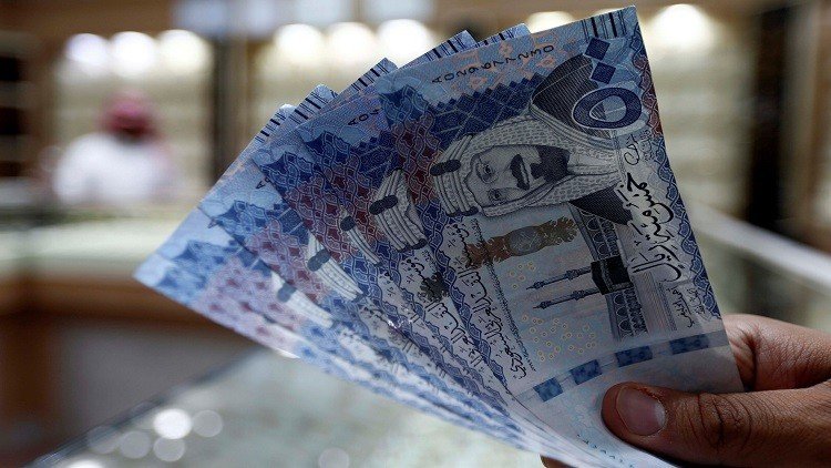 المركزي السعودي يقيم احتياطيات المملكة من ذهب ونقد وأصول..