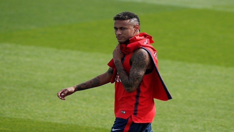 نيمار يرد على برشلونة!