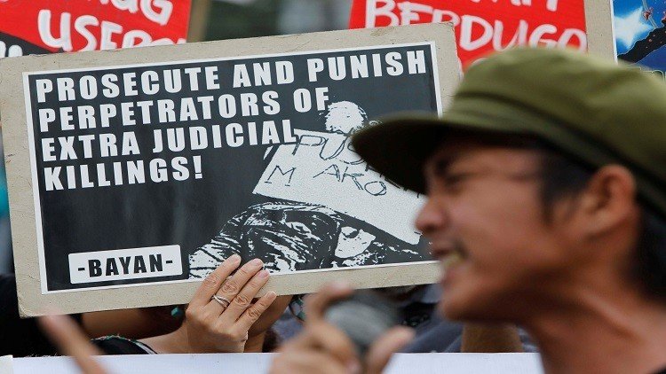 الشرطة الفلبينية تطرق أبواب المنازل لإجراء تحاليل المخدرات