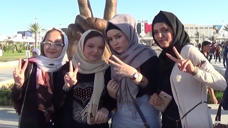معرض دمشق الدولي فسحة أمل بحياة طبيعية