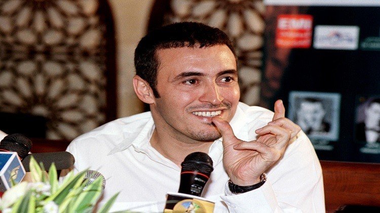 كاظم الساهر يوجه رسالة للعرب بشأن رفع الحظر عن الملاعب العراقية (فيديو)