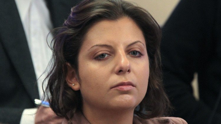 سيمونيان حول حظر حساب لـRT: أين اختفت الفكاهة البريطانية؟