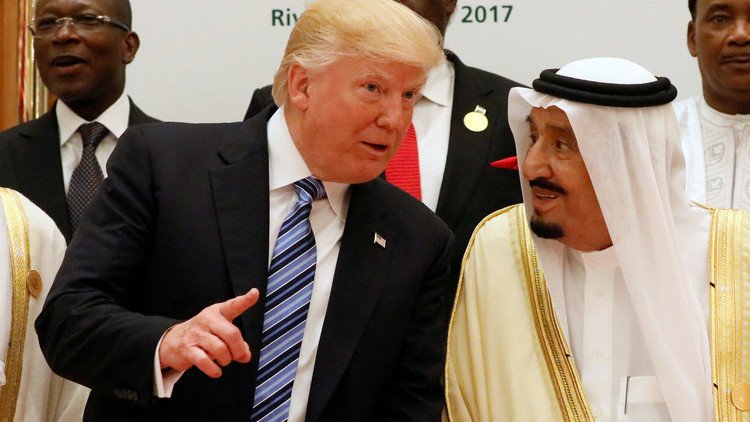 العاهل السعودي يبحث هاتفيا مع ترامب آخر التطورات في المنطقة