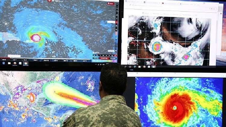 السلطات الأمريكية تستعد لإجلاء 1.4 مليون شخص بسبب إرما