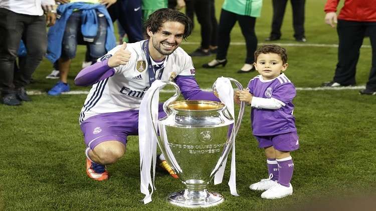 إيسكو يواصل مشواره مع ريال مدريد لغاية 2022