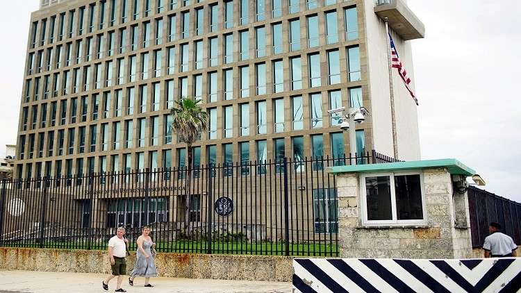 رغم انعدام الدليل واشنطن تحاول اتهام روسيا "بالهجمات الصوتية"