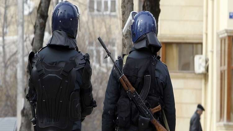 الحكم بالسجن 9 سنوات على صحفي أذربيجاني معارض