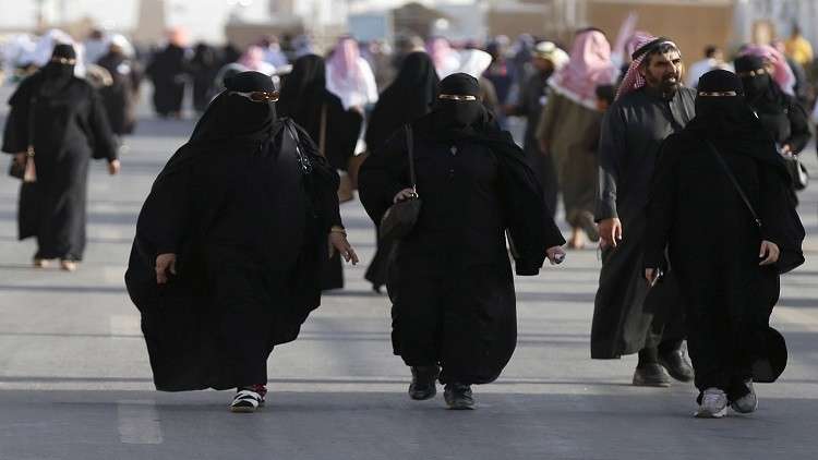 لأول مرة.. السعوديات يشاركن في الاحتفالات بالعيد الوطني 