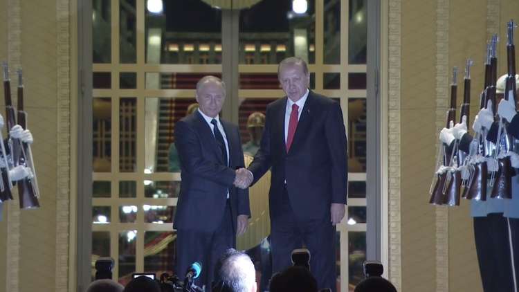 أردوغان يستقبل بوتين في القصر الرئاسي بأنقرة
