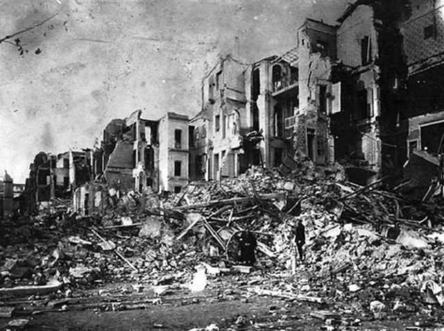 زلزال ميسينا:  28 ديسمبر 1908، زلزال بقوة 7.5 على مقياس ريختر في إيطاليا، راح ضحيته 200  ألف حالة وفاة.