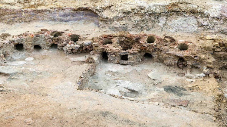 مصرع 3 أشخاص أثناء تنقيبهم عن الآثار في مصر