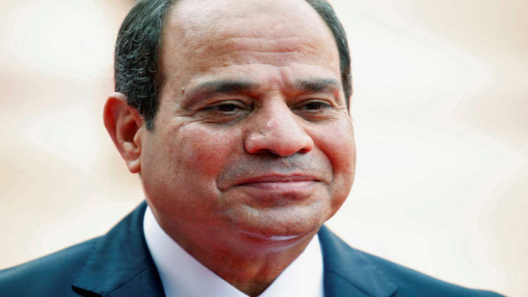 السيسي يبكي بعد سماعه مواقف العقيد المنسي