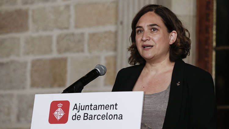 عمدة برشلونة: نتائج الاستفتاء لا تكفي لإعلان استقلال كتالونيا