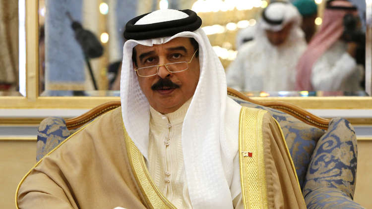 تقاليد التسامح في البحرين.. معبد هندوسي عمره 200 عام وسفيرة يهودية لدى واشنطن