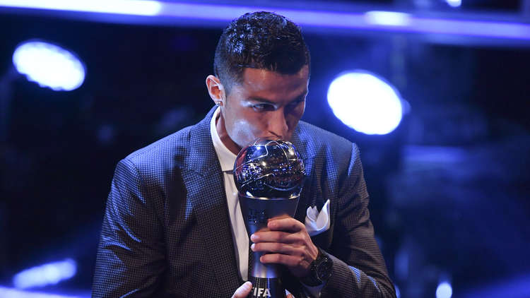 كريستيانو رونالدو أفضل لاعب في العالم 