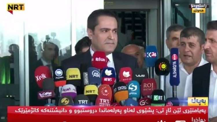 لحظة الاعتداء على نائب في برلمان كردستان بسبب بارزاني
