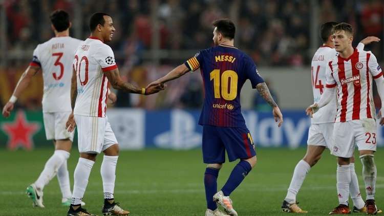 برشلونة يتعثر في اليونان