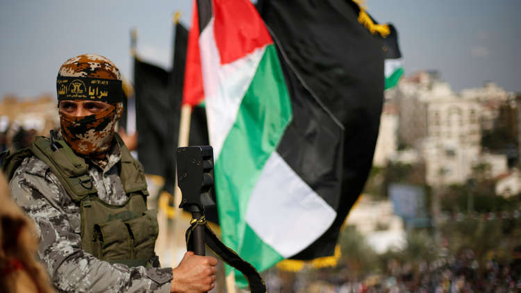 الجيش الإسرائيلي يعلن إخراج 5 جثامين لمقاتلي السرايا والقسام في نفق دير البلح
