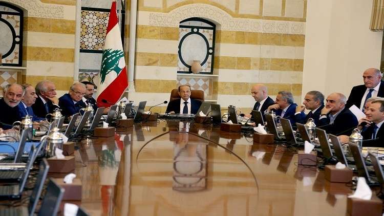 عون يجري لقاءات ومشاورات موسّعة لتخطي عواقب استقالة الحريري