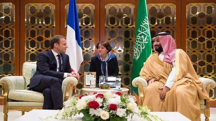 ماكرون طلب مساعدة مالية من السعودية 