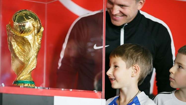 استئناف عملية بيع تذاكر مونديال روسيا