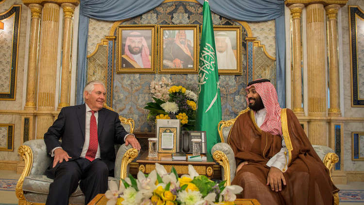 بعد لقائه مع آل ثاني .. تيلرسون يبحث مع محمد بن سلمان أمن المنطقة ومكافحة الإرهاب