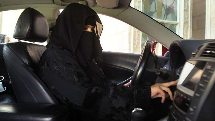صحيفة: إعفاء السعوديات من بعض عقوبات المخالفات المرورية