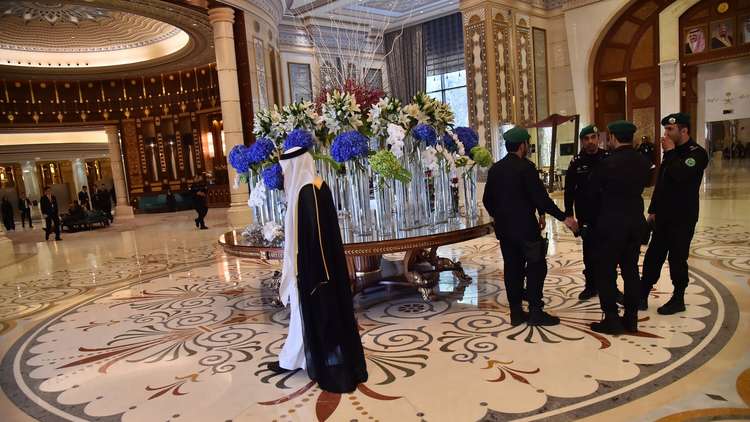 السعودية.. هكذا يمضي الموقوفون أوقاتهم في فندق ريتز كارلتون!