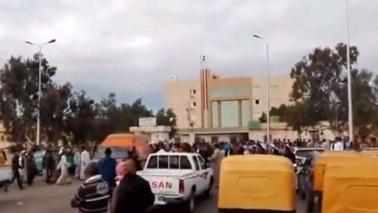 لقطات من موقع التفجير في مسجد الروضة في العريش