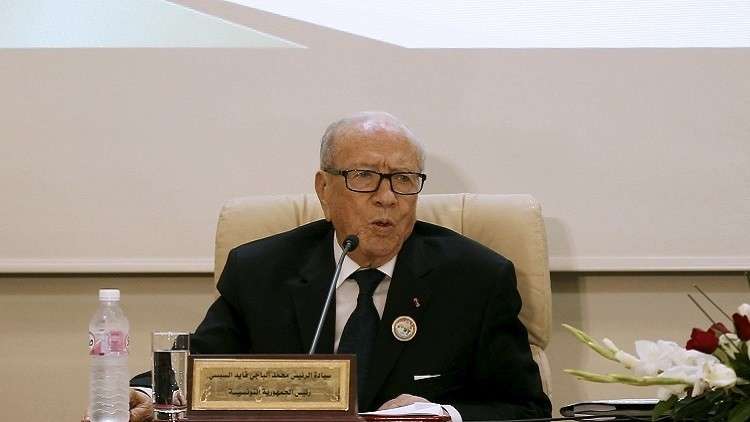 صحيفة فرنسية: السبسي تلقى تهديدات بالقتل من بلدان إسلامية