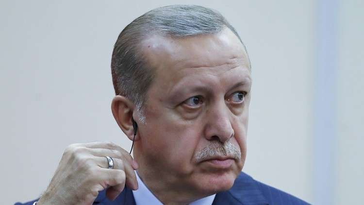  المعارضة التركية تتهم أقارب أردوغان بتحويلات "أوفشور"