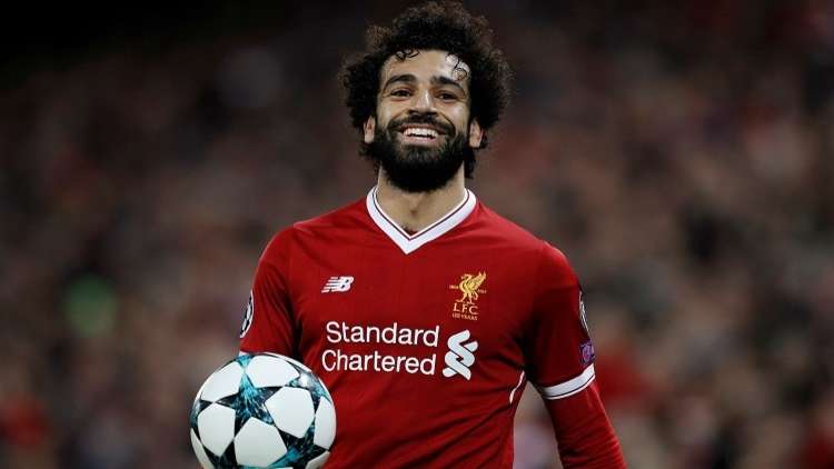 فيديو.. الفرعون صلاح يتوج بجائزة