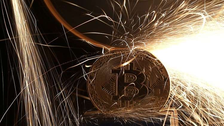 شركة تخطط لصرف رواتب موظفيها بالـ