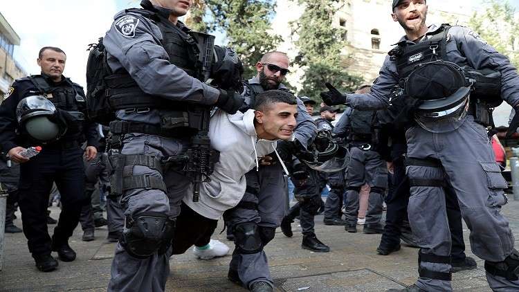 بالفيديو.. تعذيب وحشي للأطفال الفلسطينيين على يد القوات الإسرائيلية