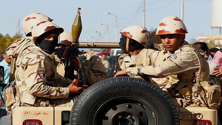 مصر.. نجاة وزيري الدفاع والداخلية من هجوم صاروخي في العريش