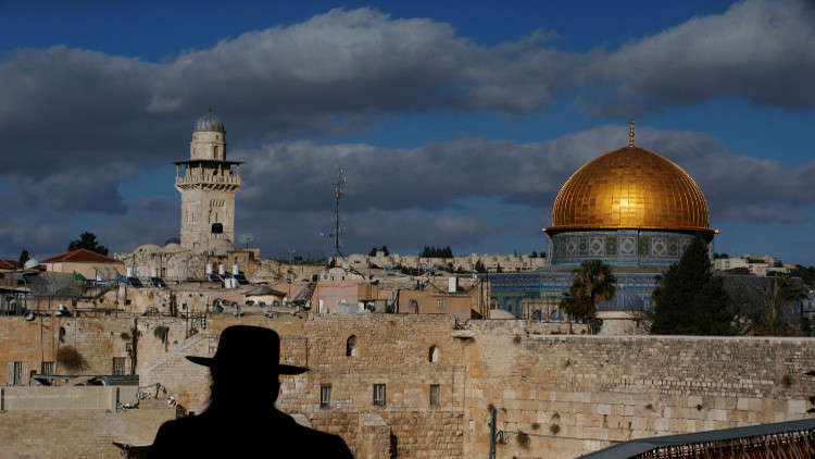 فلسطين تضع إداراتها وسفاراتها في الخارج في حالة استنفار دبلوماسي من أجل القدس