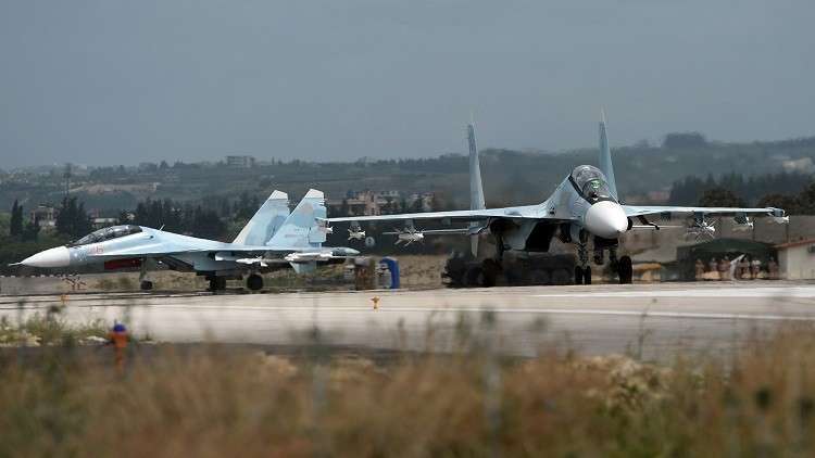 الأركان الروسية: مقاتلة أمريكية من طراز F-22 استفزت طائراتنا في سماء سوريا