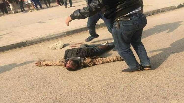 لحظة إطلاق النار على مهاجم كنيسة مارمينا في مصر 