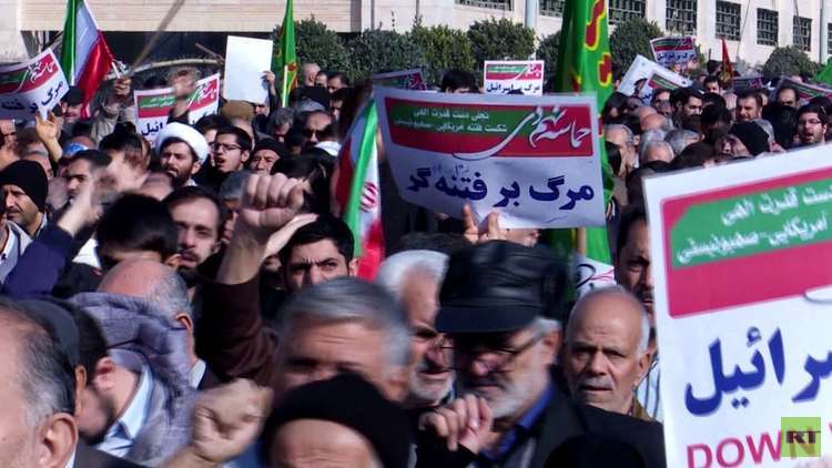مظاهرات تؤيد طهران وحديث عن 