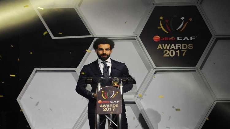 بالصور.. التهاني تنهال على صلاح بعد تتويجه بجائزة الأفضل في القارة السمراء