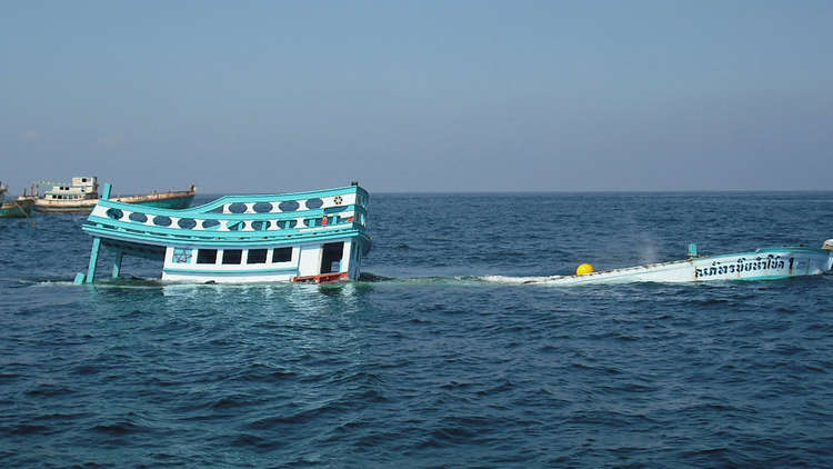مصرع 25 مهاجرا قبالة السواحل الليبية