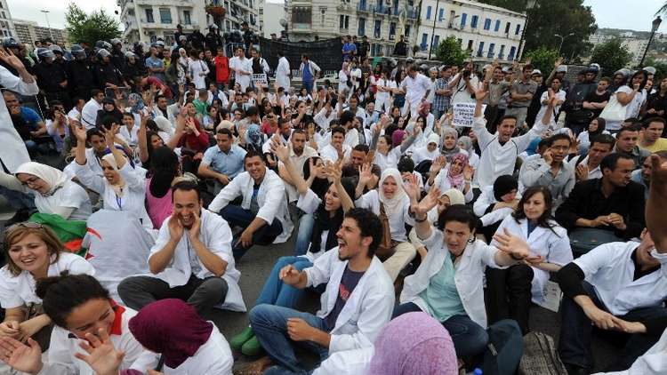 الأطباء يتظاهرون مجدّدا في الجزائر