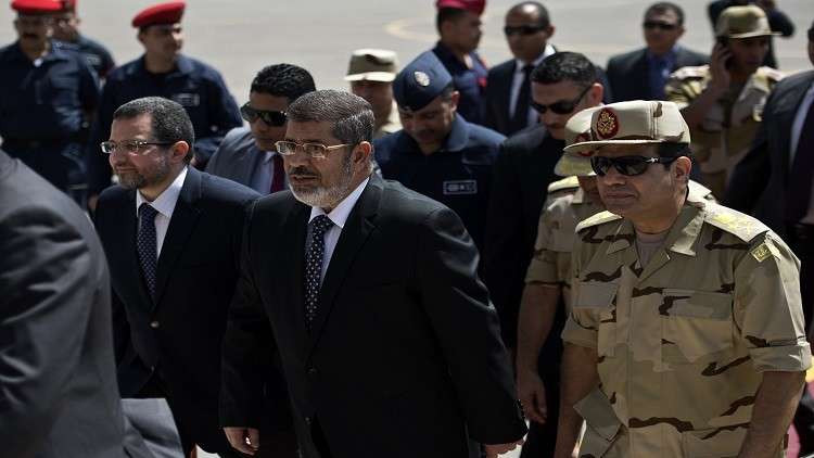 السيسي ومرسي يظهران معا في عمل "سري للغاية" 