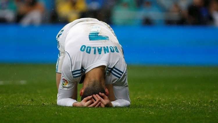 شاهد.. فياريال يطلق رصاصة الرحمة على ريال مدريد