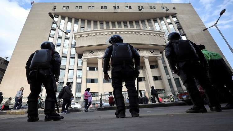 مصر تثبّت حكم الإعدام على 3 مدانين بقتل لواء سابق في أمن الجيزة
