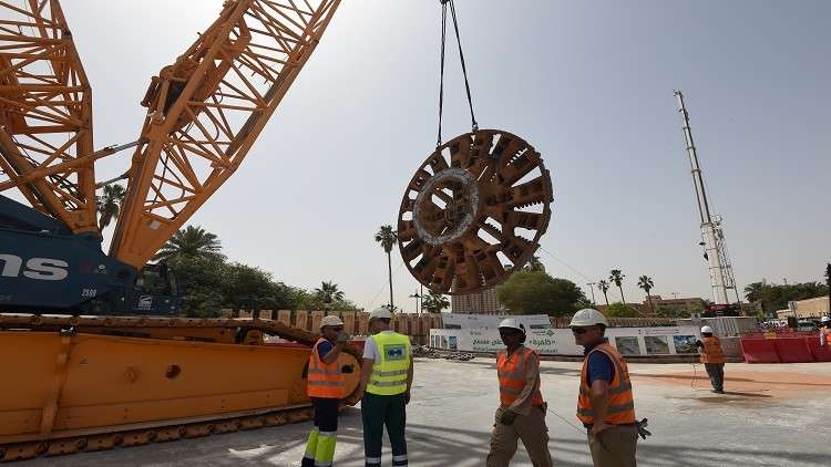السعودية تحمي جيوب 477 ألف عامل