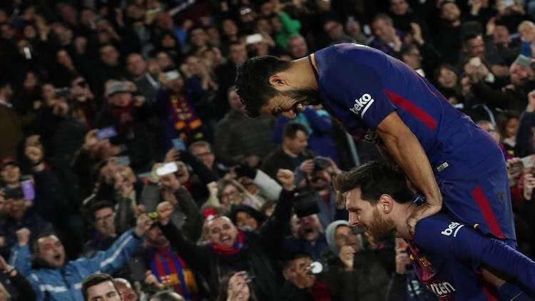 بالفيديو.. سحر ميسي وبراعة سواريز يصنعان هدف الفوز لبرشلونة أمام الخفافيش
